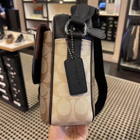 Coach Hudson Crossbody In Blocked Signature Canvas - Picture 2 of 6